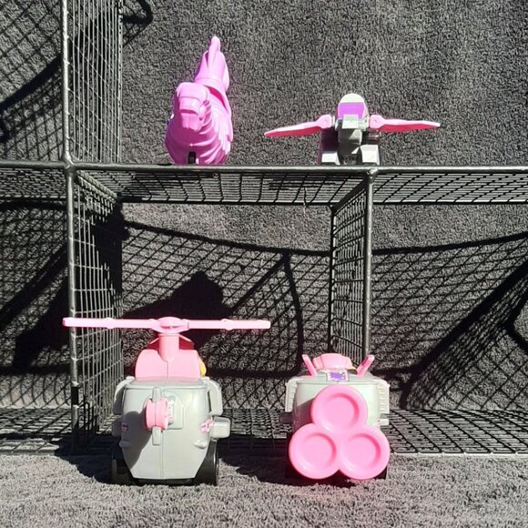 Paw Patrol Air Rescue Lot (4) Pink with Seahorse - Picture 4 of 9
